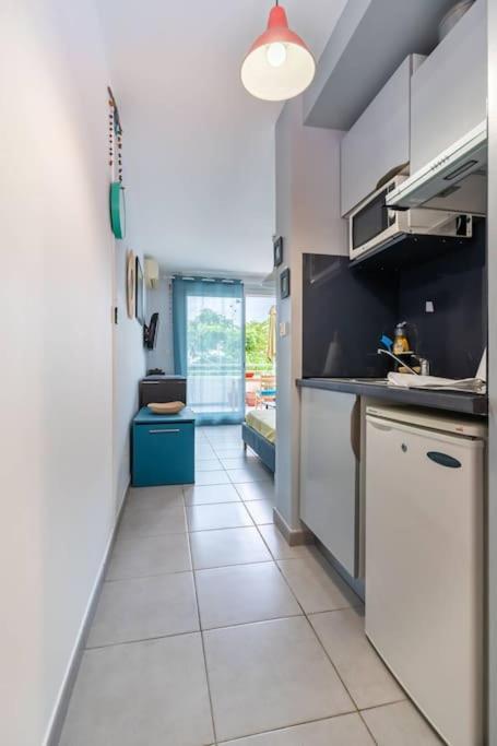 Flamboyant - Studio 2 Personnes Avec Lit De Qualite Hoteliere Separable Pour Couple Ou Amis Avec Tres Belle Terrasse A 12 Min A Pied Ou 4 Min En Voiture Du Lagon De L'Ermitage - St Gilles Les Bains La Saline Le Bains Extérieur photo