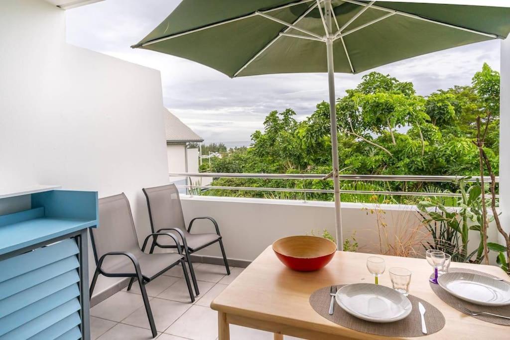 Flamboyant - Studio 2 Personnes Avec Lit De Qualite Hoteliere Separable Pour Couple Ou Amis Avec Tres Belle Terrasse A 12 Min A Pied Ou 4 Min En Voiture Du Lagon De L'Ermitage - St Gilles Les Bains La Saline Le Bains Extérieur photo